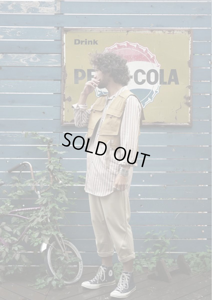 画像11: REBELLION VEST CAMEL (11)