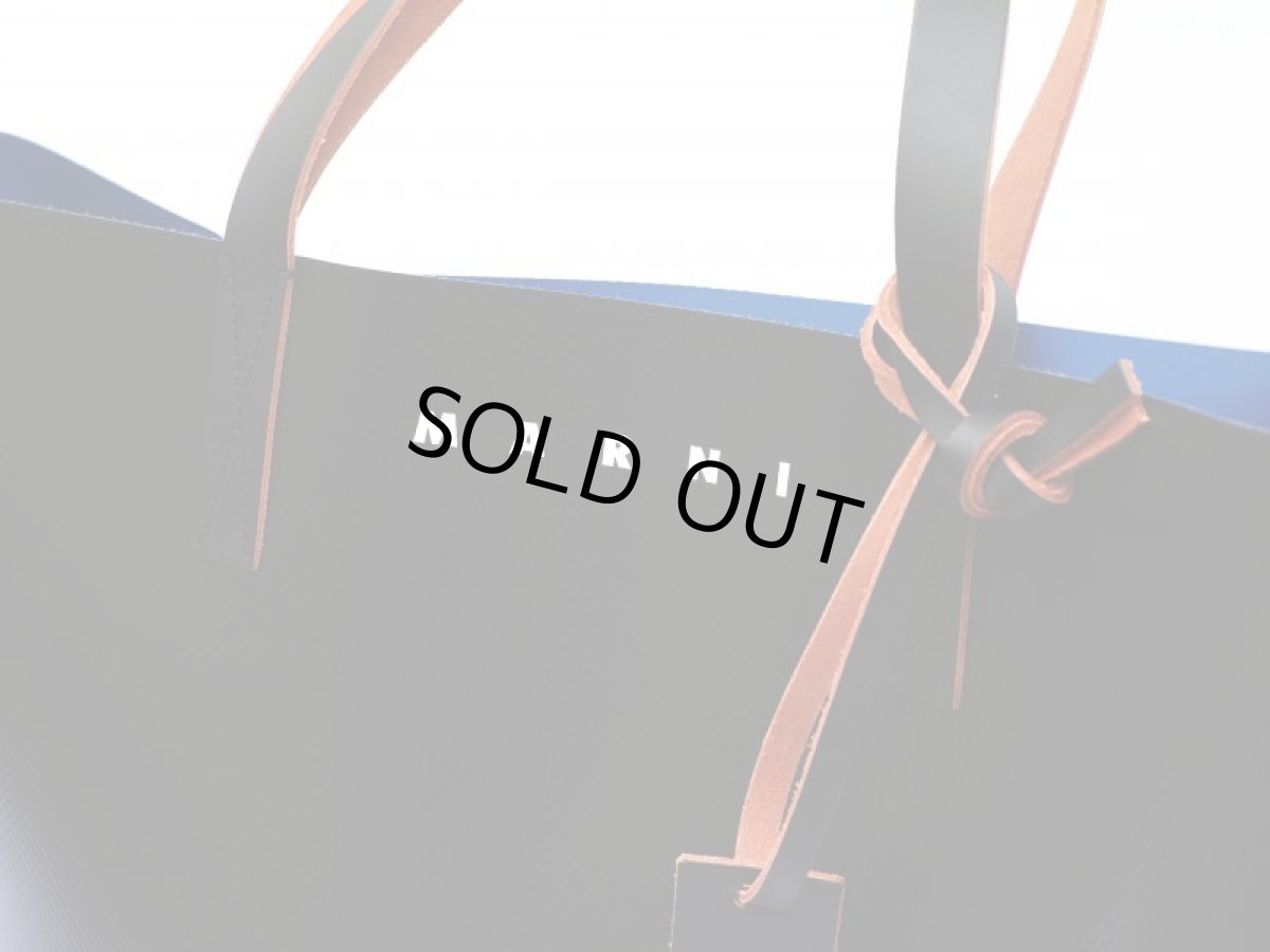 画像6: M A R N I TARPAULIN TOTE BAG (6)