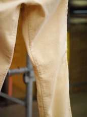 画像10: VARDE77 TAPERED CORDUROY PANTS  IVORY (10)