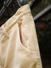 画像12: VARDE77 TAPERED CORDUROY PANTS  IVORY (12)