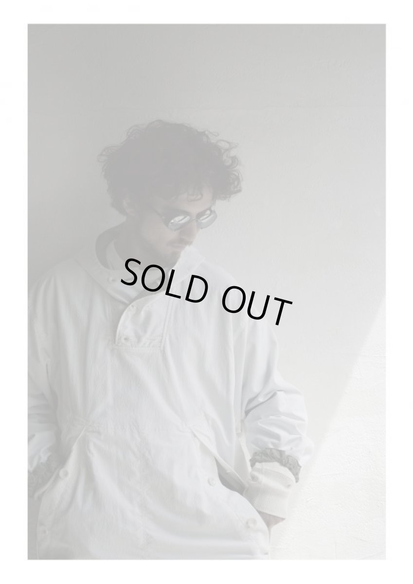 画像2: VARDE77 MOUNTAIN TROOPS REVERSIBLE PARKAWHITE &OLIVE (2)